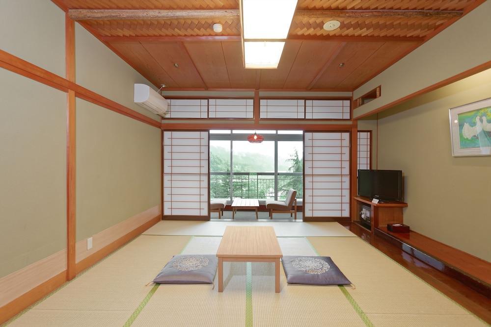 Ooedo Onsen Monogatari Yamashiro Saichoraku 호텔 카가 외부 사진
