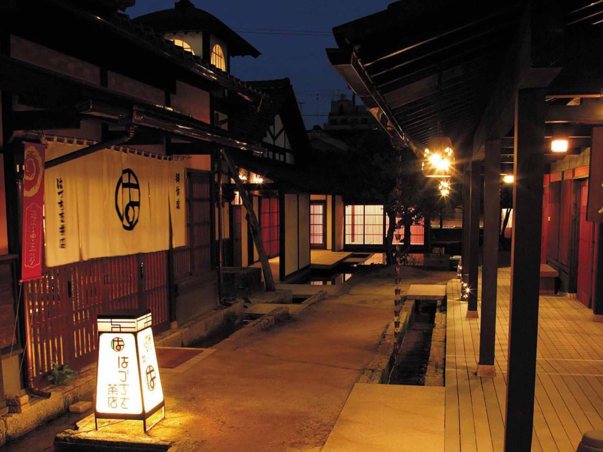 Ooedo Onsen Monogatari Yamashiro Saichoraku 호텔 카가 외부 사진