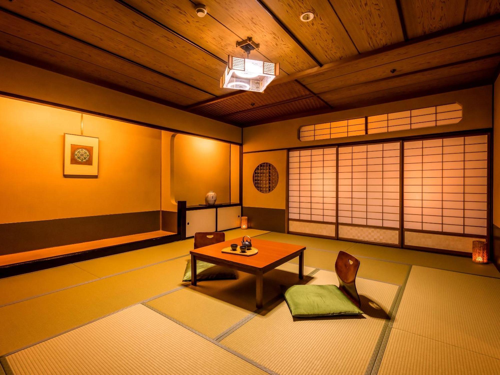 Ooedo Onsen Monogatari Yamashiro Saichoraku 호텔 카가 외부 사진