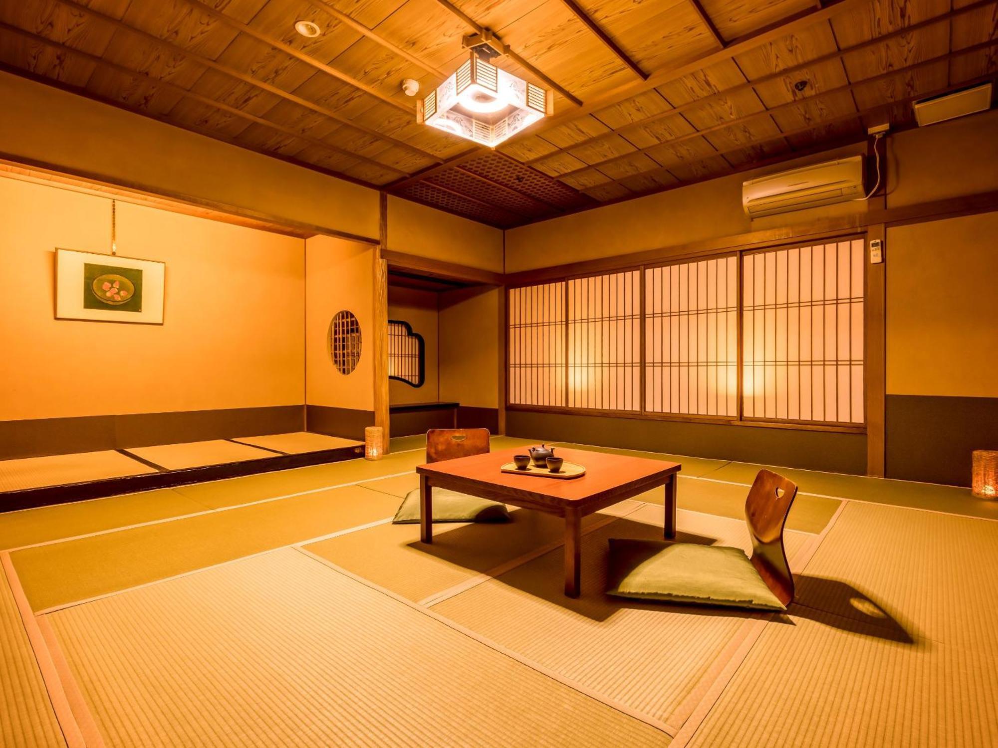 Ooedo Onsen Monogatari Yamashiro Saichoraku 호텔 카가 외부 사진