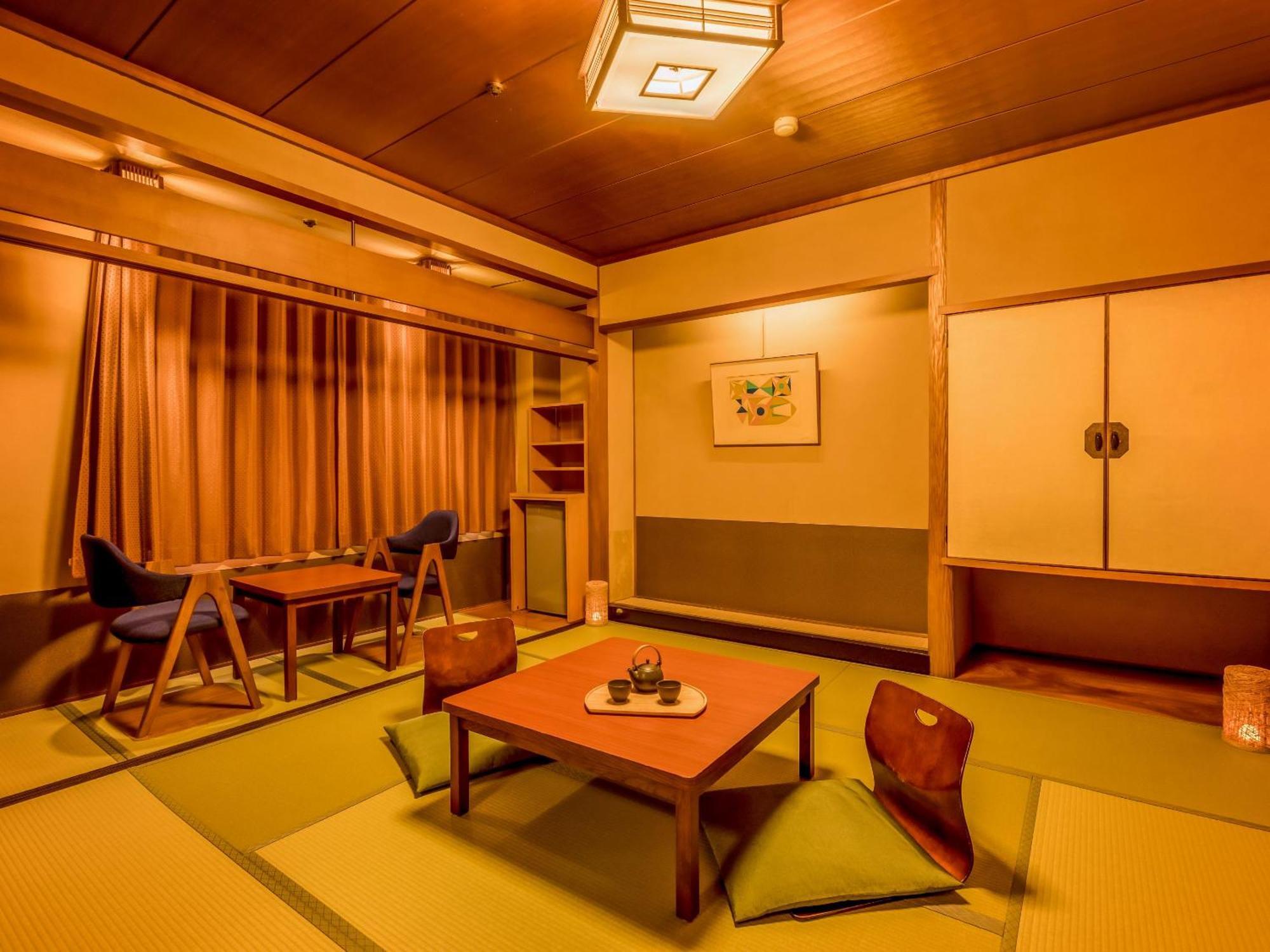 Ooedo Onsen Monogatari Yamashiro Saichoraku 호텔 카가 객실 사진
