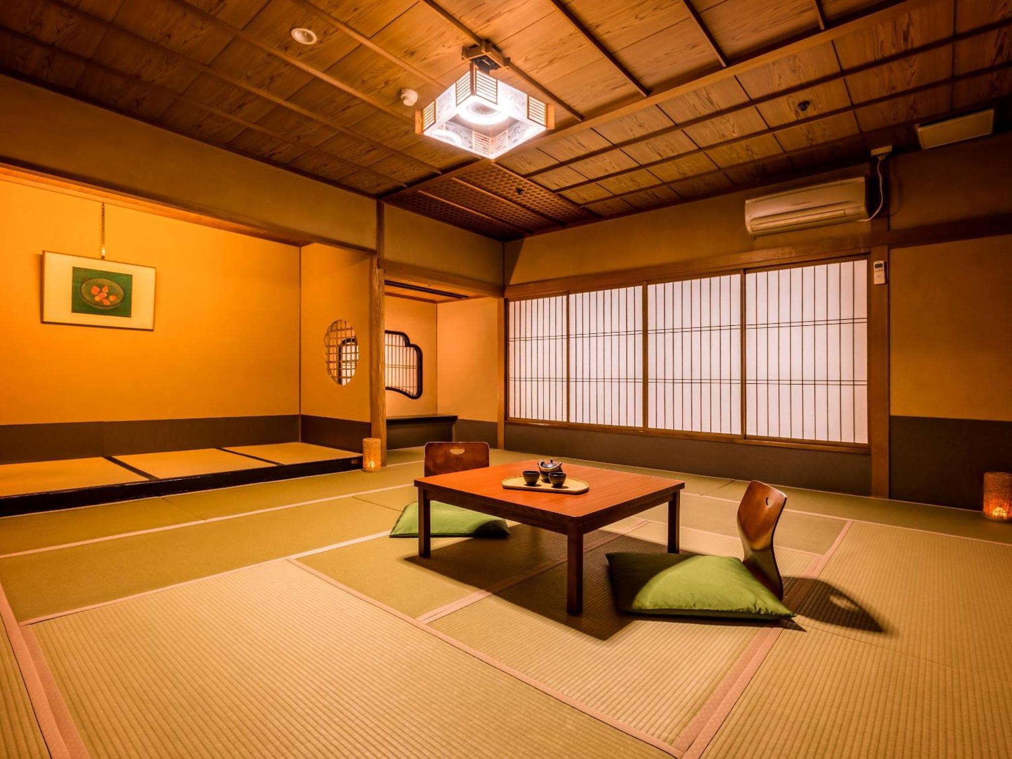 Ooedo Onsen Monogatari Yamashiro Saichoraku 호텔 카가 객실 사진